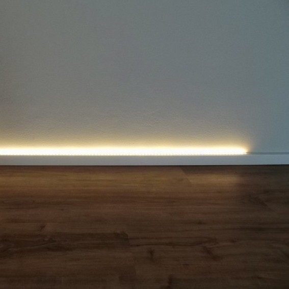 led_sockelleisten_kunststoff
